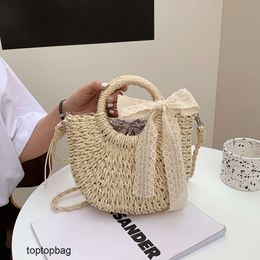 Designer Sacs fourre-tout de mode de luxe Portefeuilles Thaïlande Beach Tourism Style Sac à main pour femme 2023 Nouveau sac pour femme tissé à la mode et à la mode