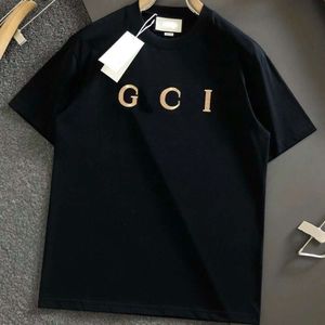 Designer Luxury GU Classic Trend Champagne Gold Gold Broiders Colthding Summer Casual Trend Men et femme T-shirt à manches courtes pour hommes et femmes