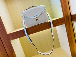 Designer-Luxus-Handtaschen-Umhängetasche mit mehreren Taschen und verstellbarem Trageriemen