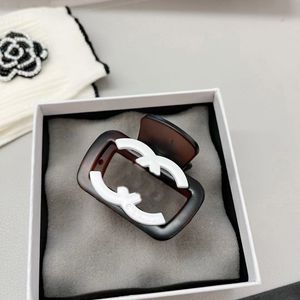 Designer Luxe Handgemaakte Haarbanden Voor Beroemde Vrouwen Grote Kleine Parel Letter Haarhoepel Meisje Elastische Hoofdband Sport Fitness Hoofdband Hoofd Wrap Accessoires 6 Stijl