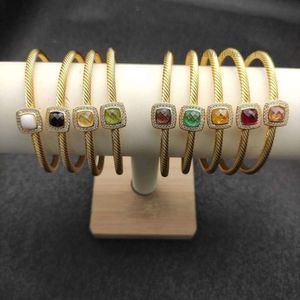 Livraison gratuite Designer Dy Bijoux de luxe David Yuman Bracelets 4mm Or Carré Diamant Boucle Ouverte Bouton Fil Bracelet Multicolore Circonférence de la main recommandée