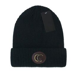 Designer de luxo chapéu de malha ins popular inverno cashmere letras de metal casual ao ar livre bonnet bonés de malha 11 cores muito bom presente