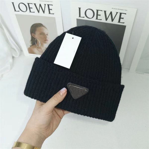 Chapeau de luxe en laine tricotée, chapeau en pur coton, coupe-vent, résistant au froid, à la mode pour l'intérieur et l'extérieur, peut être offert en cadeau idéal