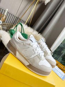 Designer de luxe Match chaussures hommes femmes baskets chaussure décontractée vintage daim beige Trainer 22