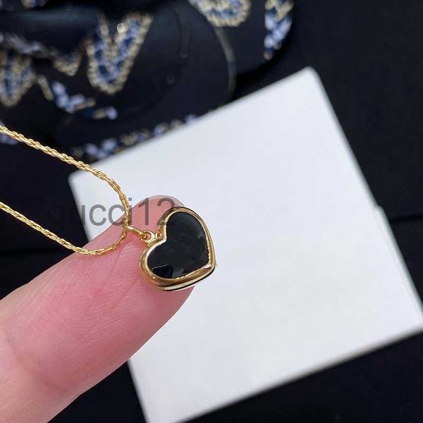 Collier de luxe en laiton médiéval de marque française classique double lettre pendentif coeur en or noir de haute qualité cuivre femmes charme bijoux soeur Surpri IVBA