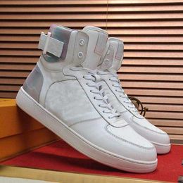 Designer luxe heren high-top schoenen, basketbalschoenen, sneakers, comfortabele bedrukte skateboards, dagelijks leven herenschoenen, casual schoenen voor binnenvoetbal.