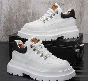 Designer Luxury Men White Fashion Work Boots Trendy Rock Punk Punk Low Top Lace-Up Breathable Comfort Martin Boots Male Party Moccasins Sapato Social Masculino Shoes