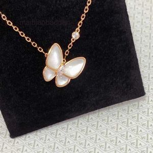 Collier de luxe de créateur Vancllf Sterling Silver Butterfly Natural White Fritillaria Girl Rose Gold Chain Simple Pendant Gift For Girlfriend