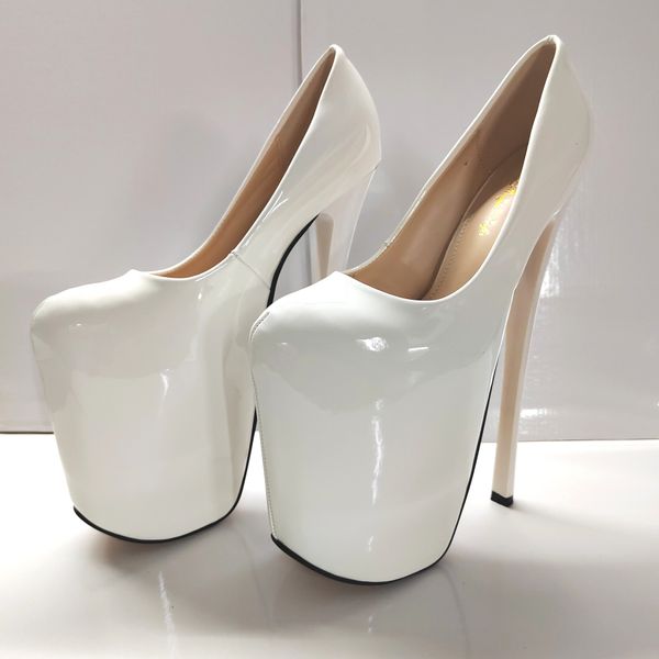 Designer Luxury Platform Sandales creux 22cm STILETTO HEUR HEEL Patent Cuir Fashion Femmes Chaussures Sexy Zapatos Mujere Talons Chaussures Bottes Girls