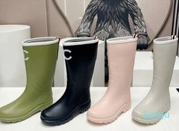 Bottes de pluie de luxe pour femmes, bottines de coco, chaussures plates en caoutchouc, bout carré, bottes de pluie épaisses pour femmes