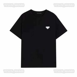 Designer Luxe Zomer Prads T-shirt Klassieke Omgekeerde Driehoek Black Label Mode Afdrukken Heren En Dames Paar Korte Mouwen Ronde Kraag Tee