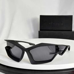 Designer Luxury Sunglasses GV Gifan Family Limited Series Série saisonnière Internet Les mains de célébrités doivent avoir un nouveau style d'impression 3D KW9X