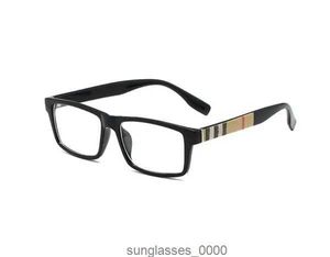 Diseñador Gafas de sol de lujo Sombres de anteojos al aire libre Big Square Frame Fashion Classic Lady Sun Glasses Calidad para mujeres 2211 9Mos