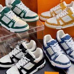 Designer luxe Virgil casual schoenen reliëf trainer sneaker drievoudig wit roze hemelsblauw Abloh zwart groen geel denim lage heren sneakers dames trainers 03