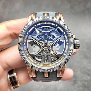 Designer Luxury Montres pour hommes mécaniques mécaniques automatiques Alibaba Asset Roge Dubit King Racing Golden Bull Watch RDDBEX0750