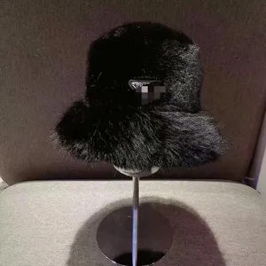 Sombrero de pescador peludo de invierno de lujo de diseñador, gorro de lavabo de pelo de visón de imitación, tendencia de moda, sombrero de viaje para hombre y esquí para mujer