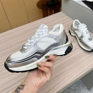 Designer Luxe Women Casual Outdoor Running Shoes Reflective Sneakers Vintage Suede Leather Trainers Fashion Derma Casual Shoes Z1