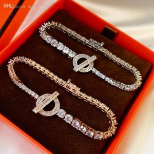 Designer Luxury Women Charm 925 Bracelets de charme en argent marque classique incrusté Full Diamond Mother Jewelry cadeau