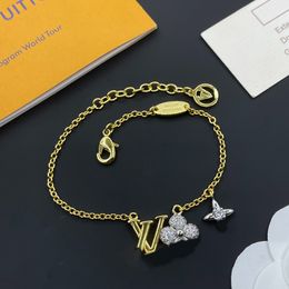 Designer Luxury Women Bracelet Bracelet Chain S925 Silver plaqué 18k bracelets plaqués or Gift de bijoux de mode de haute qualité