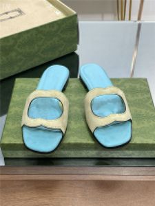 Designer Luxury Femmes Interpenser G Sandales à glissement coupé sandales Sandals Slipper en bleu ciel avec sac à poussière en boîte