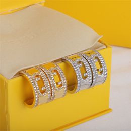 Diseñador Luxurys Pendientes Diamantes Pendientes para mujer Pendientes de oro Diseñadores de joyas Mujeres Oro Plata Diamante Colgante Espárragos Pendientes de aro