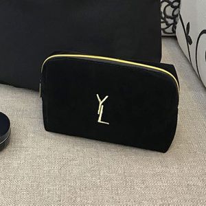 Bolsa de maquillaje de diseñador Bolsas de cosméticos de terciopelo bordado Estuches Bolsas de lavado Cartas de lujo Pana ys Maquillaje Monedero Bolsa de cosméticos Monederos de embrague