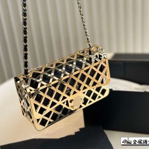 Sac de maquillage designer Chanels en métal creux Tempérament personnalisé Style Lazy Classic Diamond Pattern Design Haute Valeur esthétique Tendance