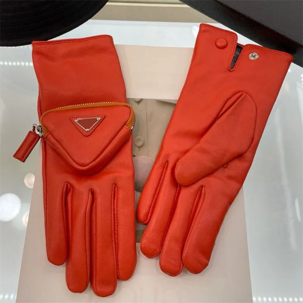 Designer Man Gant Hiver Cuir Gants de doigts chauds avec sac à monnaie Femmes Luxurys Designers Mitaines Gants de moto à paume ouverte P Sport Mitts Baseball G5