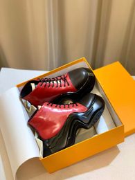 Diseñador Martin Desert Boots Botas de tobillo de tacón alto Botas de cuero para mujer Estampado vintage Jacquard Textil Plataforma clásica Botas planas Zapatos de suela de moda Bota 35-42