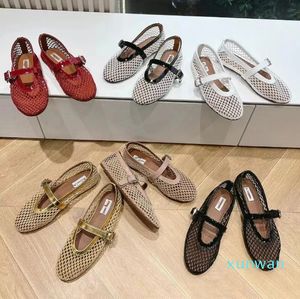 Designer Mary Jane Shoes New Ballet Chaussures Ladies Casual Flats Flats Designer Sandales Couvain Design Round Hingestone Boat Chaussures Cuir Luxur