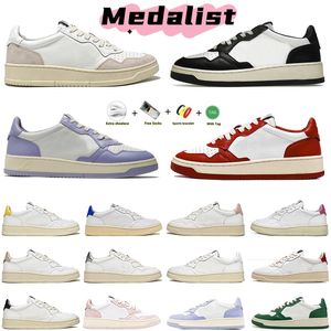 Ontwerper medaillewinnaar Hardloopschoenen heren dames Action Two-Tone Panda Wit Zwart Leer Suède Fuchsia Goud Groen Rood Roze Geel Laag USA outdoor trainers sport sneakers