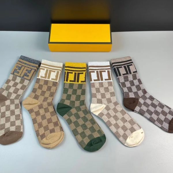 Designer hommes et femmes chaussettes rétro lettre impression marque chaussette de mode pour hommes automne hiver chaussettes en gros