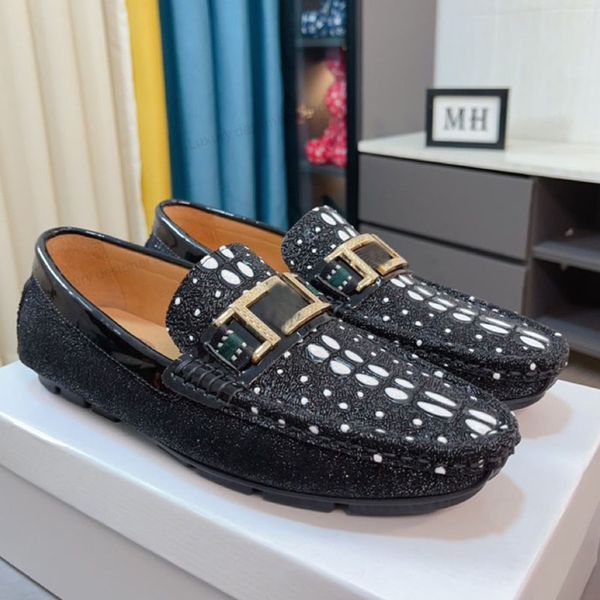 Zapatos de cuero de cocodrilo negro de diseñador para hombres, zapatos de cuero de suela plana de diseñadores de lujo, se pueden usar tanto para deportes como para ocio