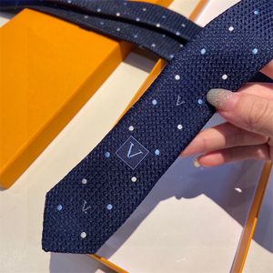 Designer Men Business Silk Ties H Hoge kwaliteit Dierlijke hand geborduurde print Dames Tie mode -accessoires