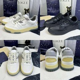 Designer Hommes Effet En Détresse Baskets En Cuir Plateforme De Mode Basket-Ball Sneaker Femmes Poignées En Caoutchouc Script Chaussures De Sport Formateurs Avec Boîte 532