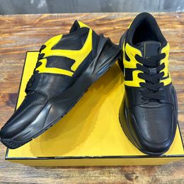 Designer Men Flow Sneakers Chaussures Fashion Vintage Casual Shoes Splicged Cuir Platform Shoes Daddy Chaussures de haute qualité 39-44