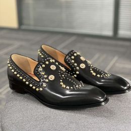 Designer Men Formal Shoes Luxury Leather Black Pointed Toe Rhinestone Spikes Business Work Dress Wedding Party Shoes Size 38-48 With Box NO492