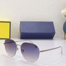 Designer Men Ladies Zonnebril FF0512/S Mode Kwaliteit Retro Luxury Protective Sunglasses Random Case