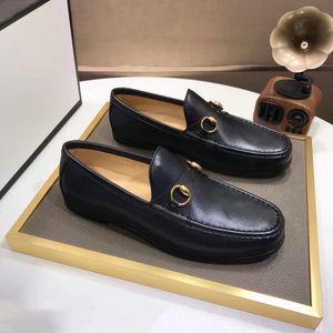 Mocasín 1953 de diseñador para hombre Cuero negro 60 aniversario Zapatos de vestir de suela plana Zapatos de moda de boda clásicos 03