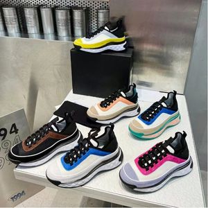 Chaussures de sport pour hommes et femmes de marque de luxe patchwork couleur cuir maille ligne de tissu marche skateboard semelle confortable baskets chaussures de course multicolores