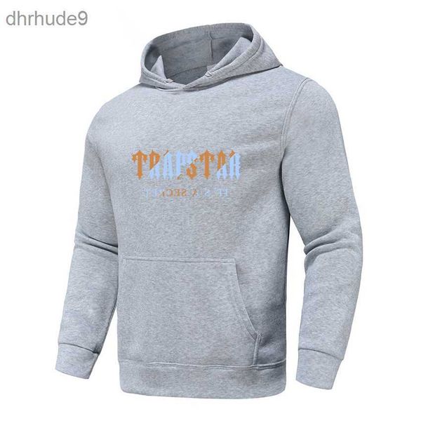 Sweats à capuche pour hommes de haute qualité Trapstar Sweatshirts Marque Imprimé Vêtements de mode Vêtements de sport Chemises d'été Hommes Porter à capuche 6YTP