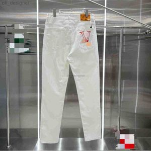 Designer Men's Jeans en mousse blanche imprimé jean luxe jeans hommes femme couple tous les jours pantalon décontracté de jean rétro rue décontractée pantalon de jogging de créateur de créateurs