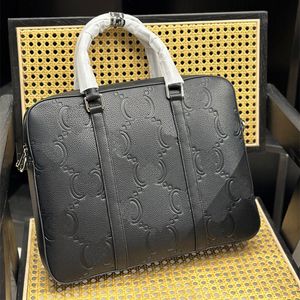 Designer Men's Le cuir mallette Business Business Business ordinateur portable grande capacité sac à main noir 2 couleurs