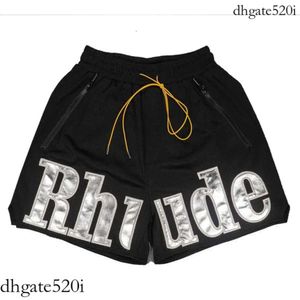 Pantalons pour hommes de concepteur la bonne version du nouveau short de basket-ball respirant en tissu de maille de lettre brodée en cuir RHUDE Capris pour hommes 103