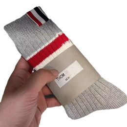 Designer herensokken Designer lange sokken sport college-stijl zool bedrukte sokken zwart, wit, grijs, 3-kleuren gebreide sokken gebreide gestreepte sokken 3pairslot unisex FAO1
