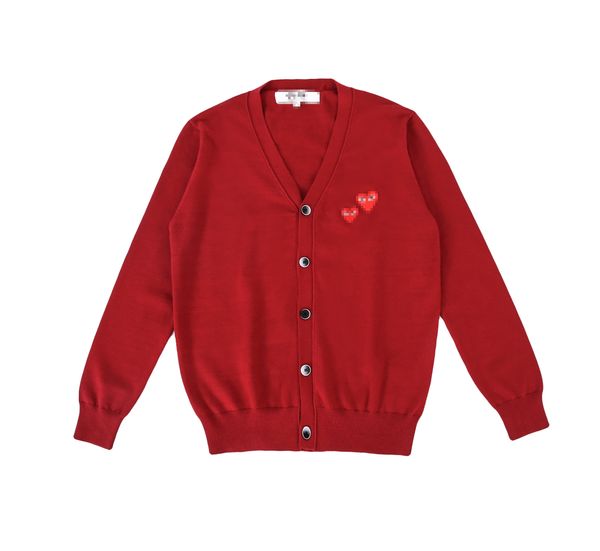 Suéteres de diseñador para hombre CDG Com Des Garcons Play Suéter de corazones rojos para mujer Cárdigan de lana con cuello en V y botones rojos Talla XL