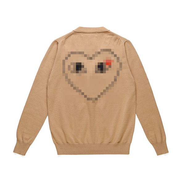 Suéteres de diseñador para hombre Play Com Des Garçons CDG Cuello en V Cárdigan con botones color caqui Corazón rojo Lana Talla XL Nuevo