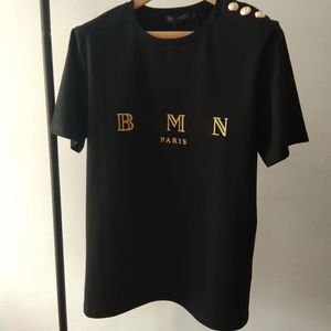 Camiseta de diseñador para hombre Letra impresa Hombro Cabeza de león Botón dorado Playa de verano Camiseta de manga corta transpirable holgada informal de algodón para hombres y mujeres