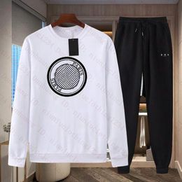 Designer Hommes Survêtements Ensembles Sweatsuit O-cou Sweat à capuche Mode Homme Femme Survêtement Marque Sweats à capuche et pantalons Manteau Veste Hommes Sweat-shirt à manches longues Sportswear Outfit