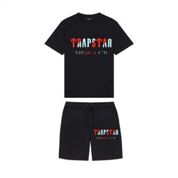 Designer Hommes T-shirts Marque Trapstar Vêtements Pour Hommes Tshirt Survêtement Ensembles Harajuku Tops Tee Drôle Hip Hop Couleur T Shirtbeach Casual Shorts Set